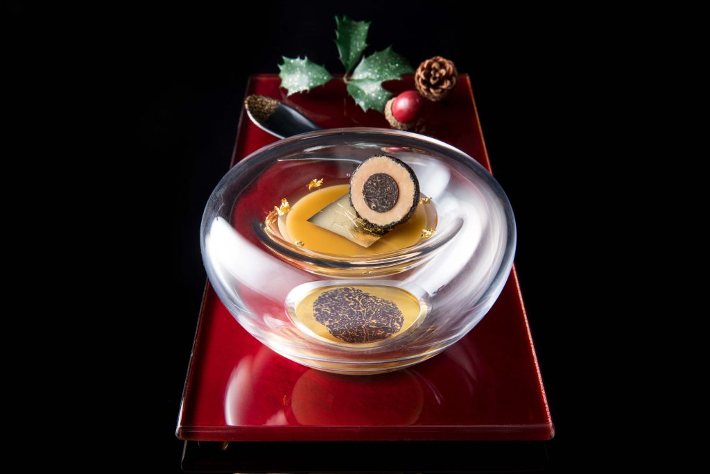 クリスマス期間限定メニュー 年12月21日 12月25日 ガストロノミー ジョエル ロブション Topics Joel Robuchon ジョエル ロブション クリスマス期間限定メニュー 年12月21日 12月25日 ガストロノミー ジョエル ロブション Topics Joel Robuchon ジョエル ロブション