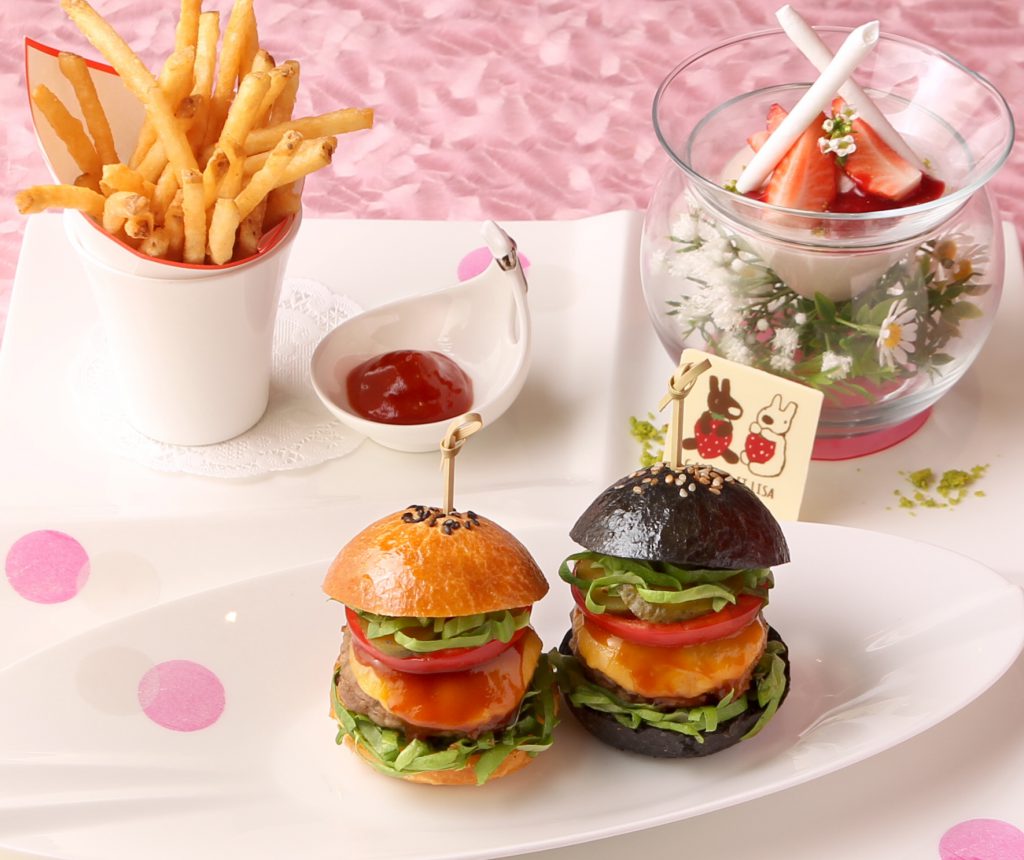 「リサとガスパール」×「ル カフェ ドゥ ジョエル・ロブション」コラボメニューのご案内