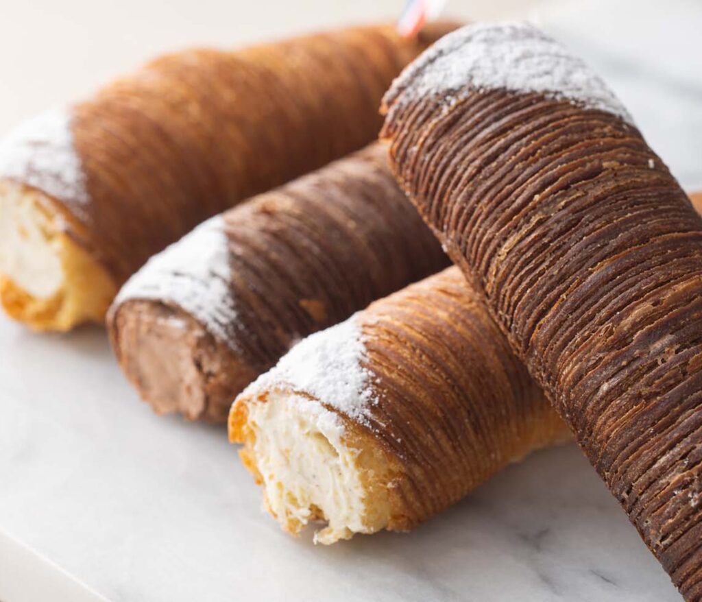 4/25(火) 新作スイーツ「フイユテ」を発売