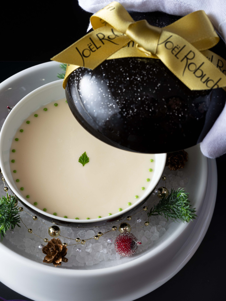 【2025年クリスマス期間限定メニュー】ガストロノミー”ジョエル・ロブション”