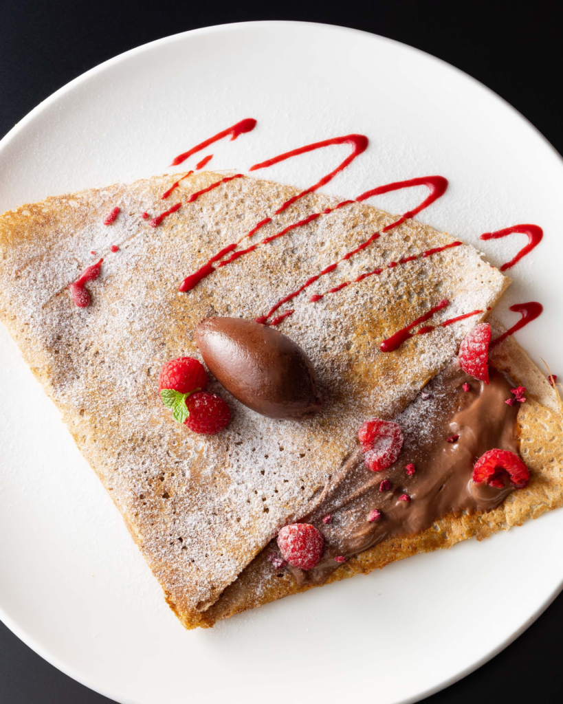 【期間限定メニュー】ショコラとフランボワーズのガレット